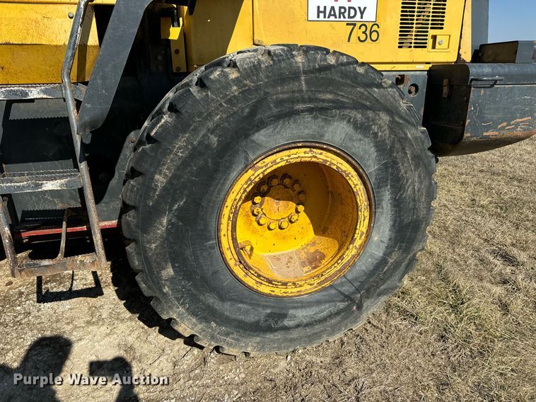 image for item DV1766 2004 Komatsu WA250-5 wheel loader