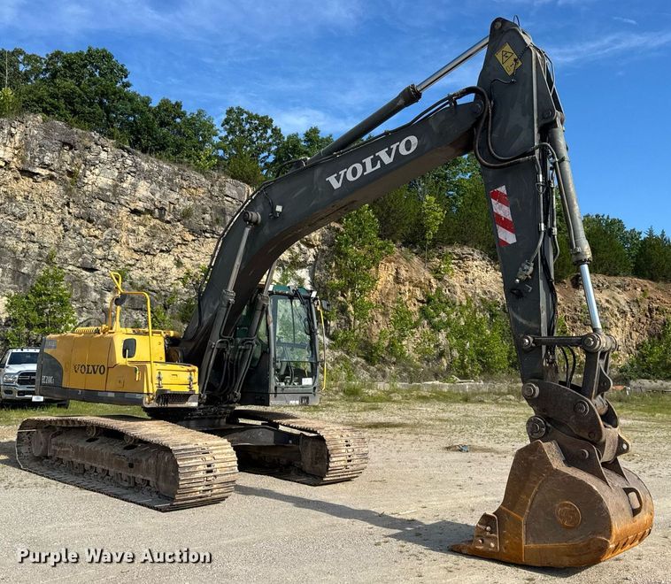 image for item DW3374 2008 Volvo EC210C L excavator