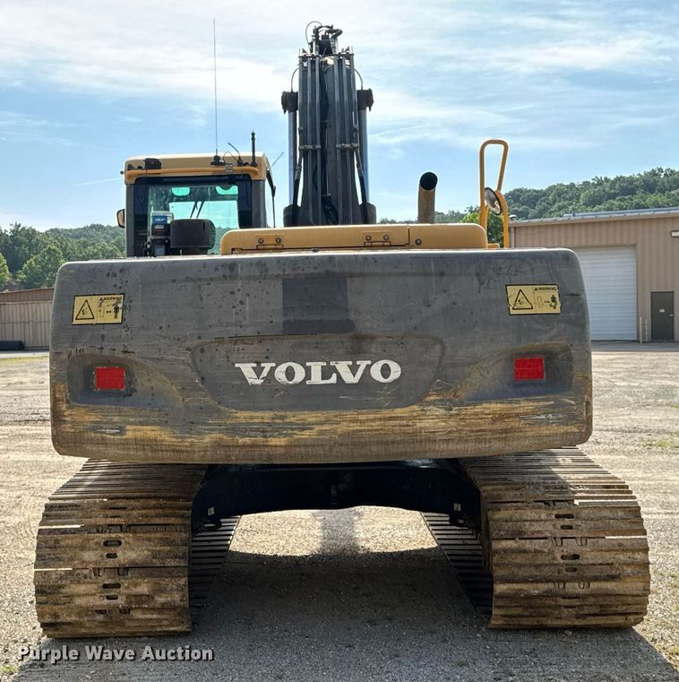 image for item DW3374 2008 Volvo EC210C L excavator