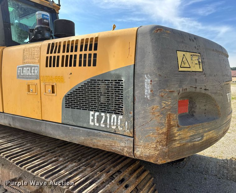 image for item DW3374 2008 Volvo EC210C L excavator