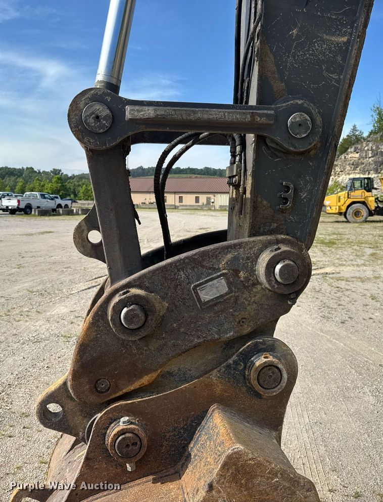 image for item DW3374 2008 Volvo EC210C L excavator