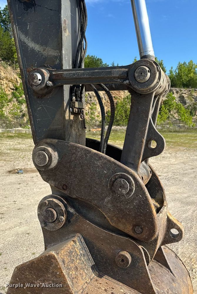 image for item DW3374 2008 Volvo EC210C L excavator