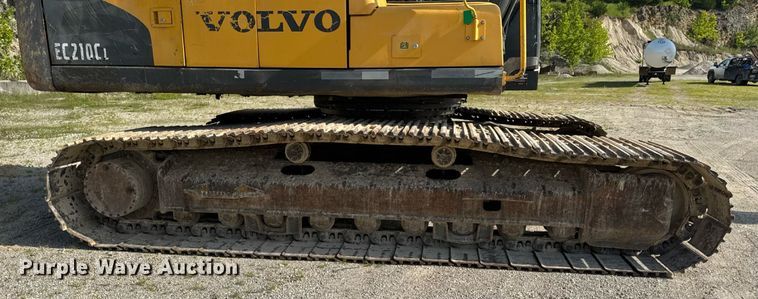 image for item DW3374 2008 Volvo EC210C L excavator