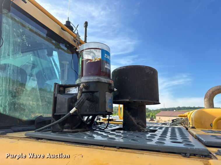 image for item DW3374 2008 Volvo EC210C L excavator