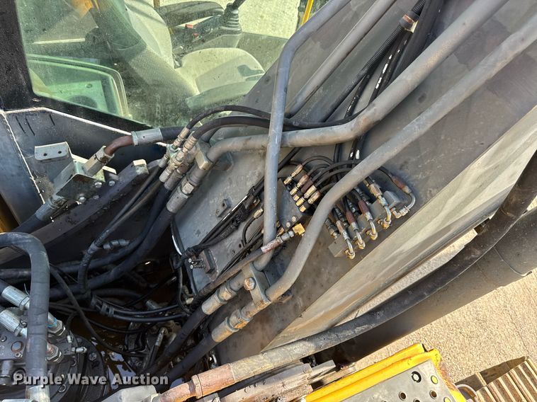 image for item DW3374 2008 Volvo EC210C L excavator
