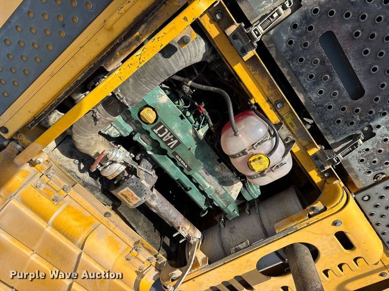 image for item DW3374 2008 Volvo EC210C L excavator