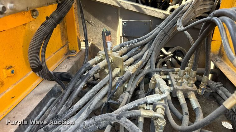 image for item DW3374 2008 Volvo EC210C L excavator