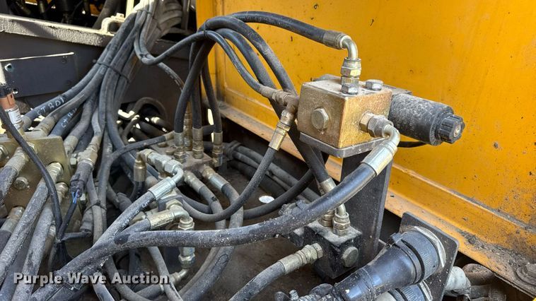 image for item DW3374 2008 Volvo EC210C L excavator