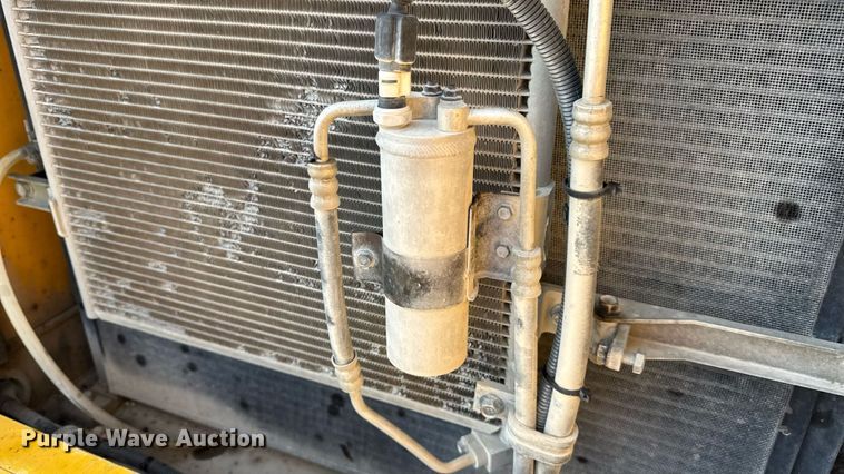 image for item DW3374 2008 Volvo EC210C L excavator