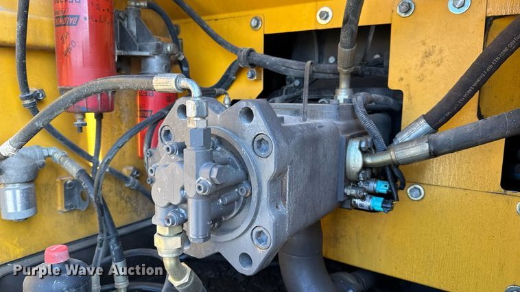 image for item DW3374 2008 Volvo EC210C L excavator