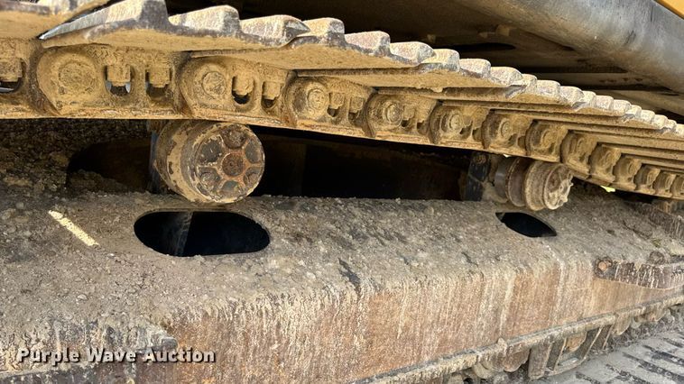 image for item DW3374 2008 Volvo EC210C L excavator