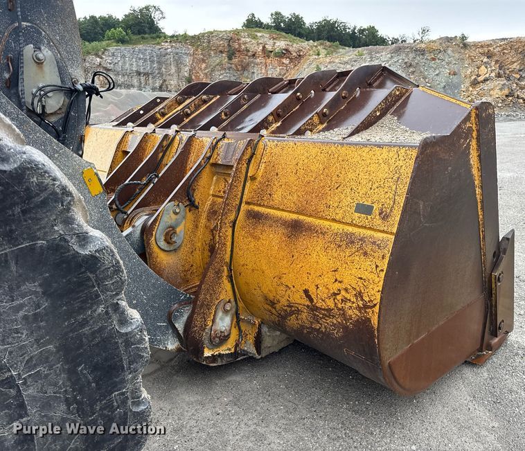 image for item DW3387 2015 John Deere 844K-II wheel loader