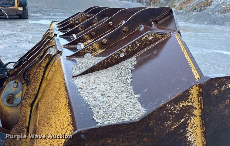 image for item DW3387 2015 John Deere 844K-II wheel loader