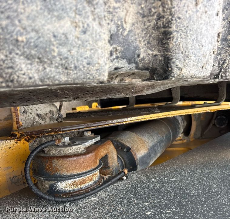 image for item DW3387 2015 John Deere 844K-II wheel loader