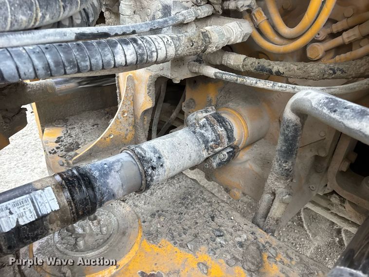 image for item DW3387 2015 John Deere 844K-II wheel loader