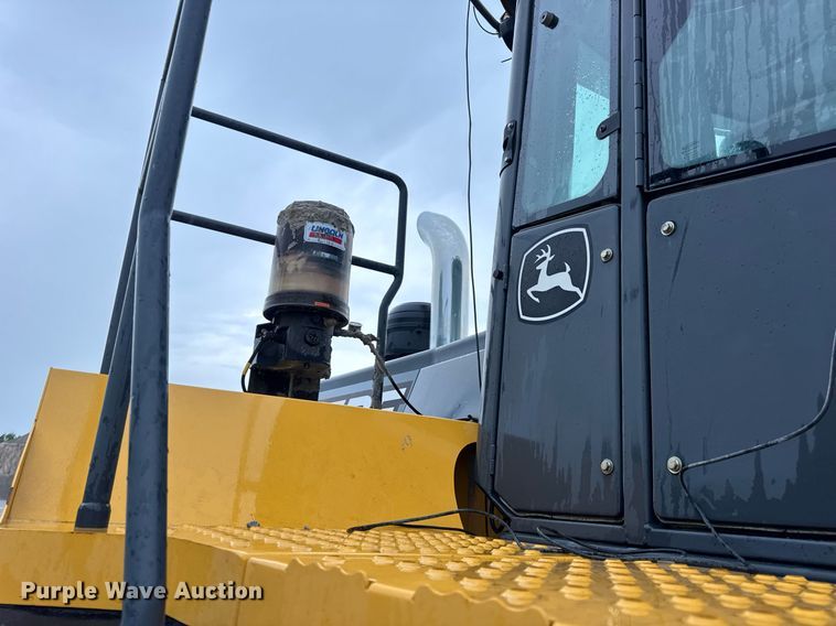 image for item DW3387 2015 John Deere 844K-II wheel loader