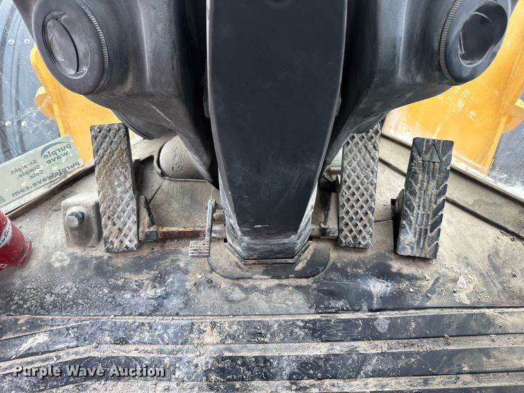 image for item DW3387 2015 John Deere 844K-II wheel loader