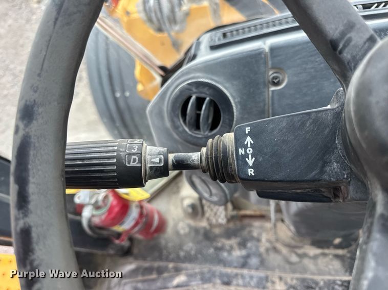 image for item DW3387 2015 John Deere 844K-II wheel loader