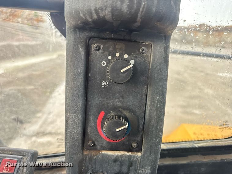 image for item DW3387 2015 John Deere 844K-II wheel loader