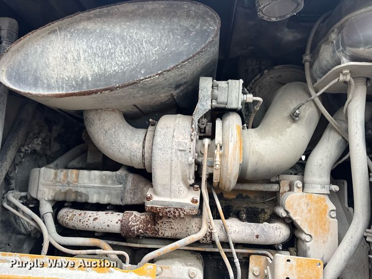 image for item DW3387 2015 John Deere 844K-II wheel loader