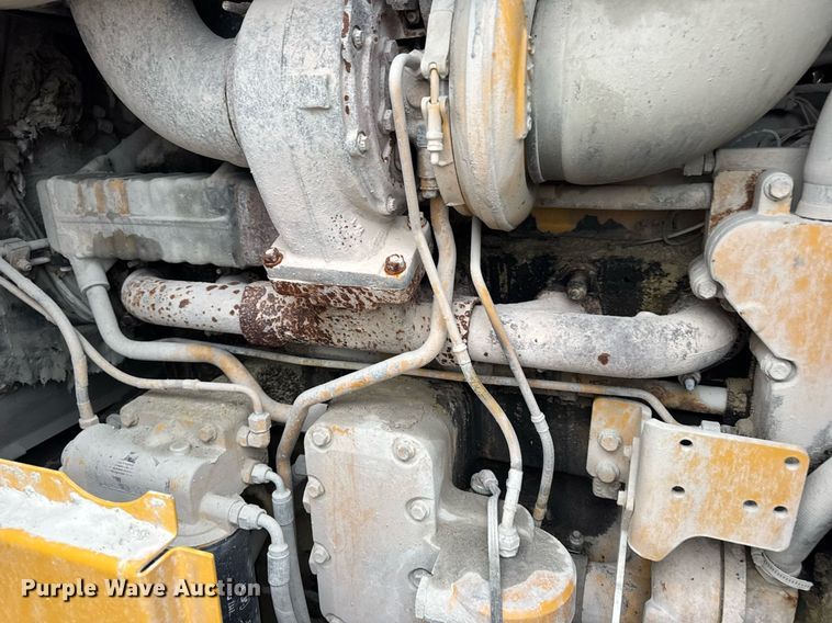 image for item DW3387 2015 John Deere 844K-II wheel loader