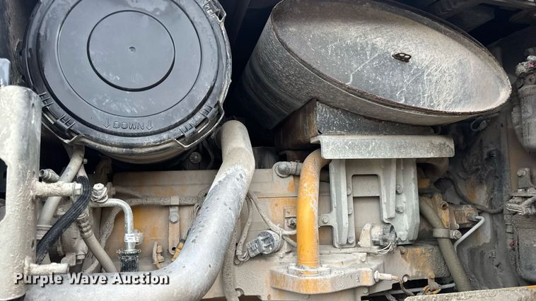 image for item DW3387 2015 John Deere 844K-II wheel loader