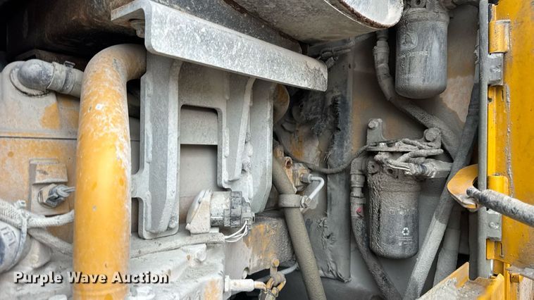 image for item DW3387 2015 John Deere 844K-II wheel loader