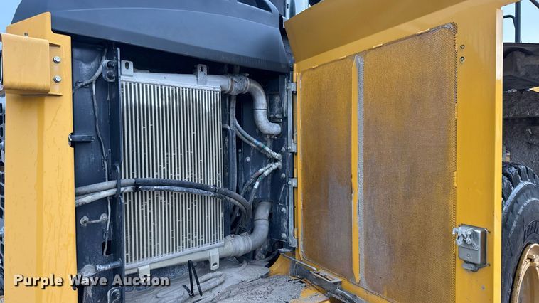 image for item DW3387 2015 John Deere 844K-II wheel loader