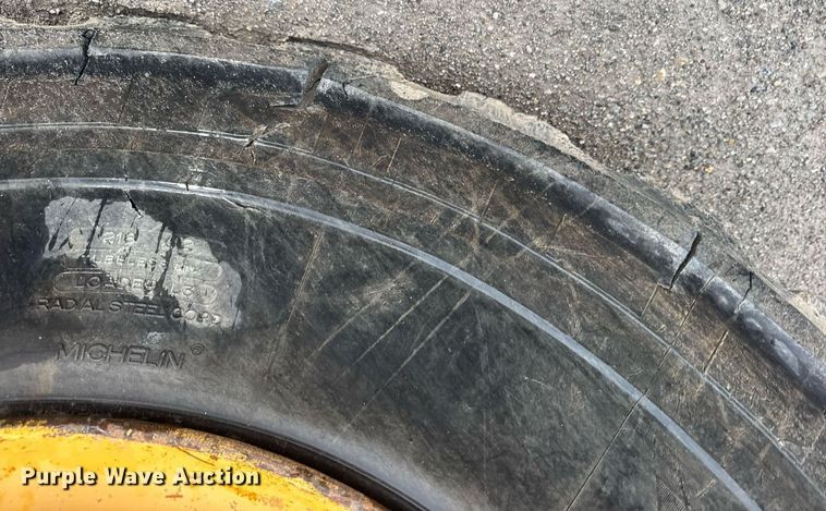 image for item DW3387 2015 John Deere 844K-II wheel loader