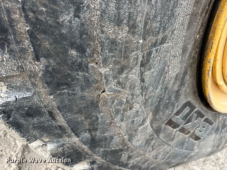 image for item DW3387 2015 John Deere 844K-II wheel loader