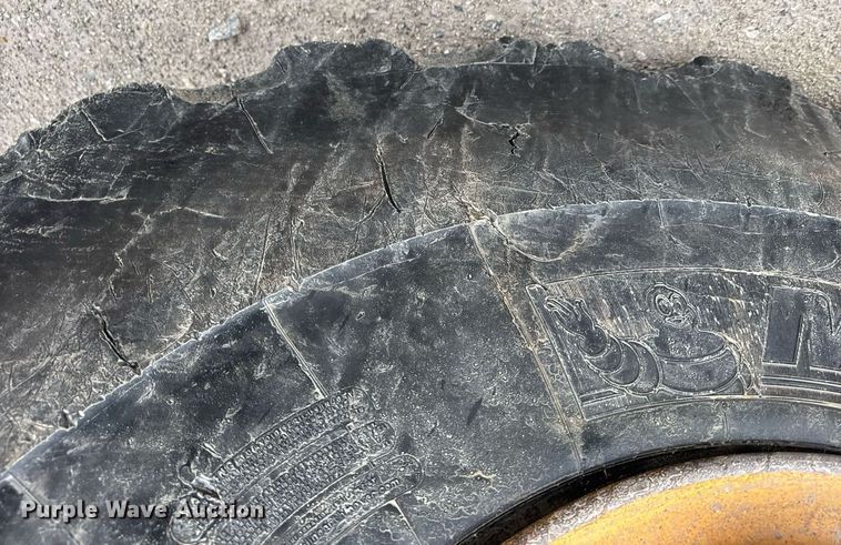 image for item DW3387 2015 John Deere 844K-II wheel loader