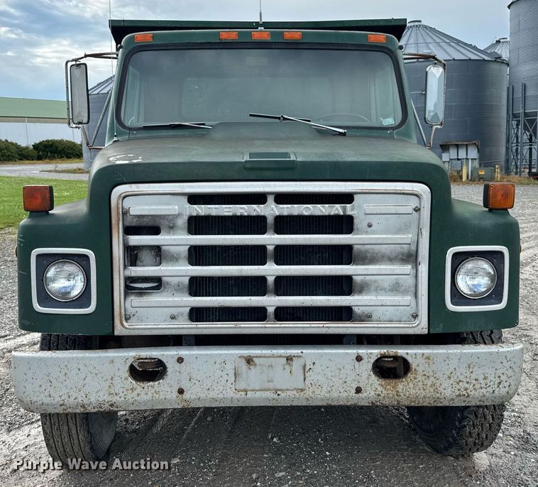image for item DW3388 1979 International 1824 dump truck