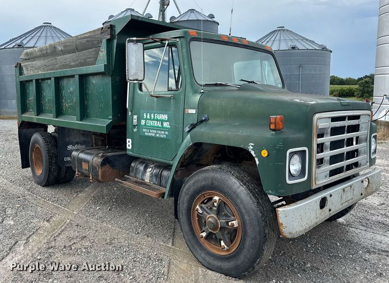 image for item DW3388 1979 International 1824 dump truck