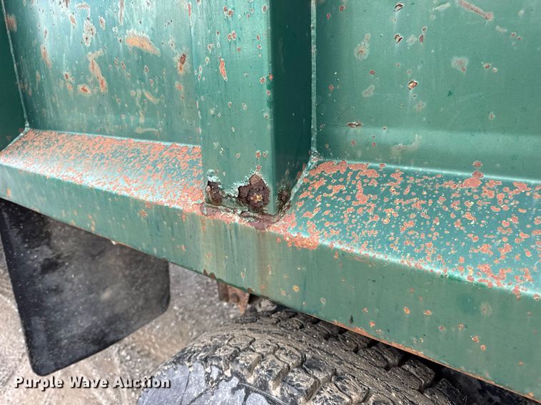 image for item DW3388 1979 International 1824 dump truck