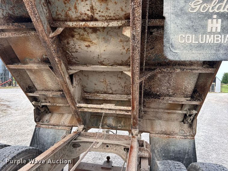 image for item DW3388 1979 International 1824 dump truck