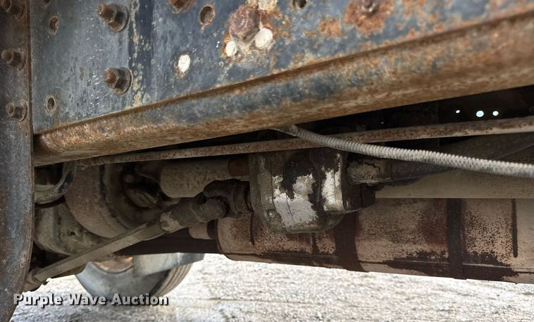 image for item DW3388 1979 International 1824 dump truck