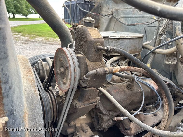 image for item DW3388 1979 International 1824 dump truck