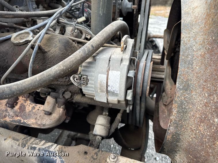 image for item DW3388 1979 International 1824 dump truck