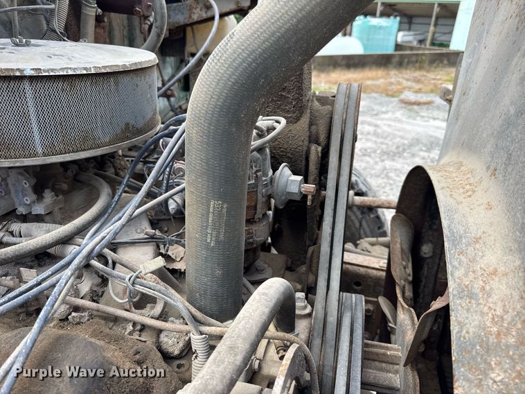 image for item DW3388 1979 International 1824 dump truck