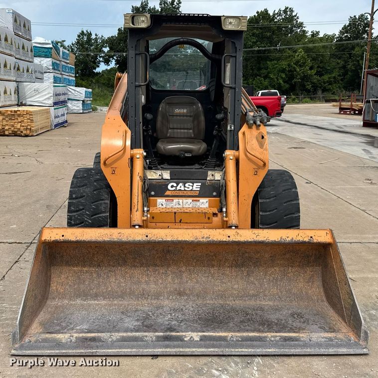 image for item DW3389 2011 Case SR200 skid steer loader