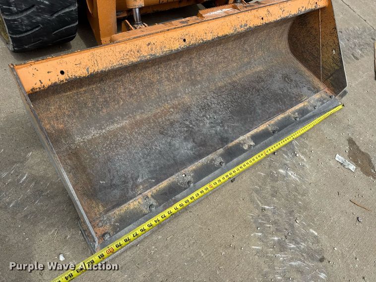 image for item DW3389 2011 Case SR200 skid steer loader