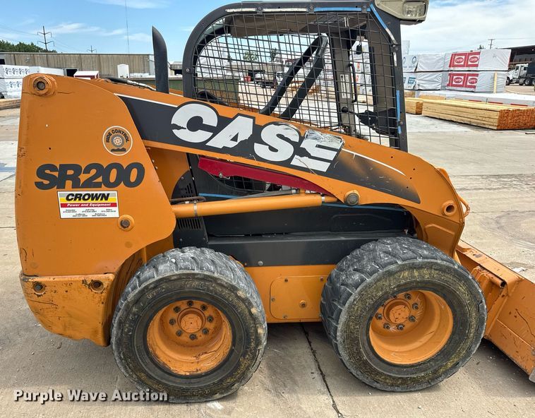image for item DW3389 2011 Case SR200 skid steer loader