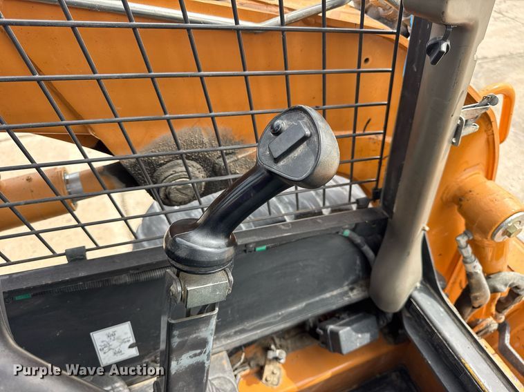 image for item DW3389 2011 Case SR200 skid steer loader