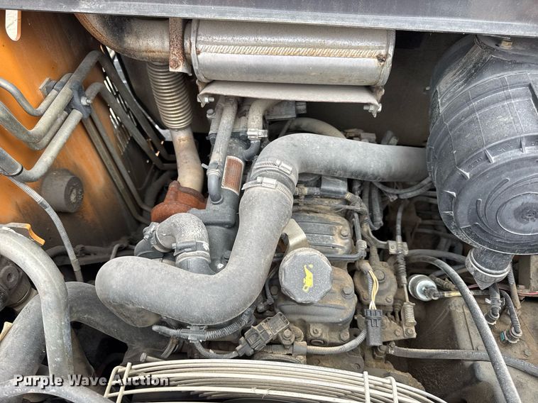 image for item DW3389 2011 Case SR200 skid steer loader