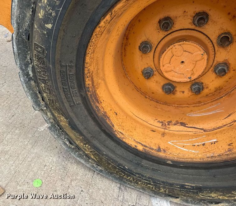 image for item DW3389 2011 Case SR200 skid steer loader