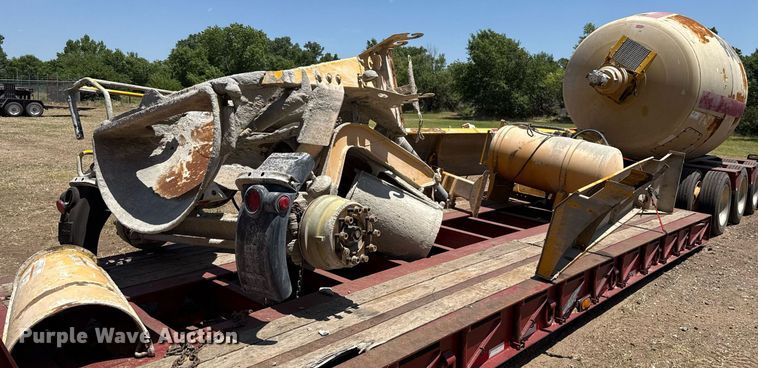 image for item DW5120 McNeilus ready mix bed