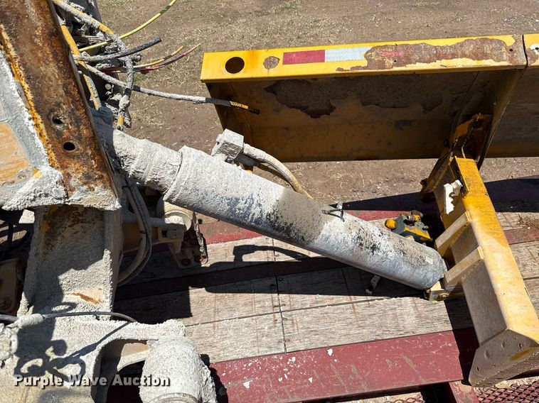 image for item DW5120 McNeilus ready mix bed