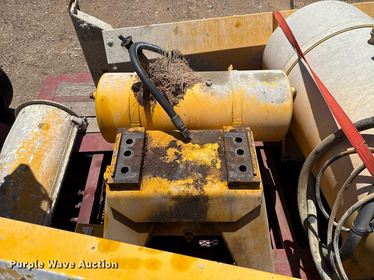 image for item DW5120 McNeilus ready mix bed