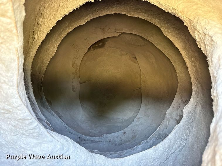 image for item DW5120 McNeilus ready mix bed