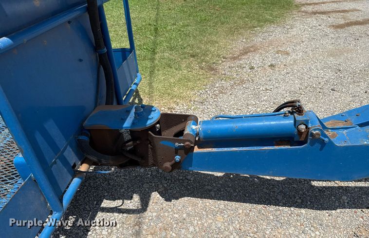 image for item DW5127 1993 Genie Z-45/22 boom lift